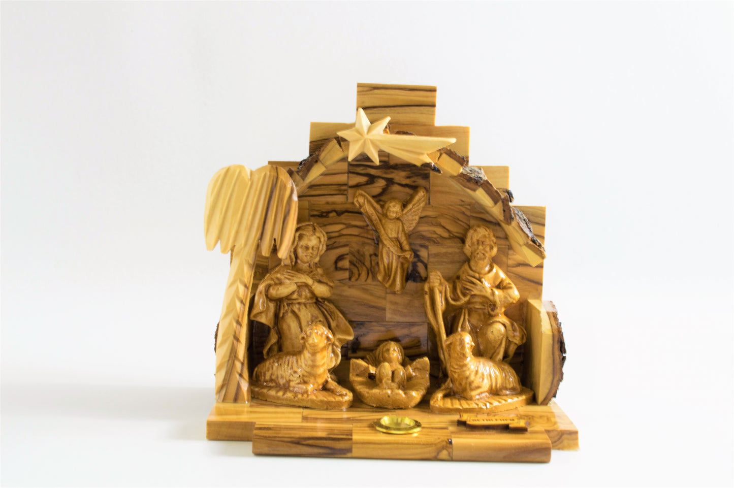 Nativity with Music Box (Olivewood Stable with Ceramic Pieces)